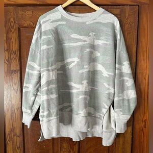 Aerie Camouflage Sweater - Green and Gray